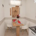 Ehm - Modernes Nahe Therme & Apartment Mesteri
