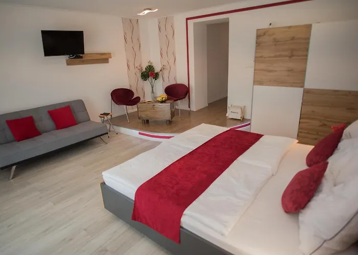 Ehm - Modernes Nahe Therme & 아파트